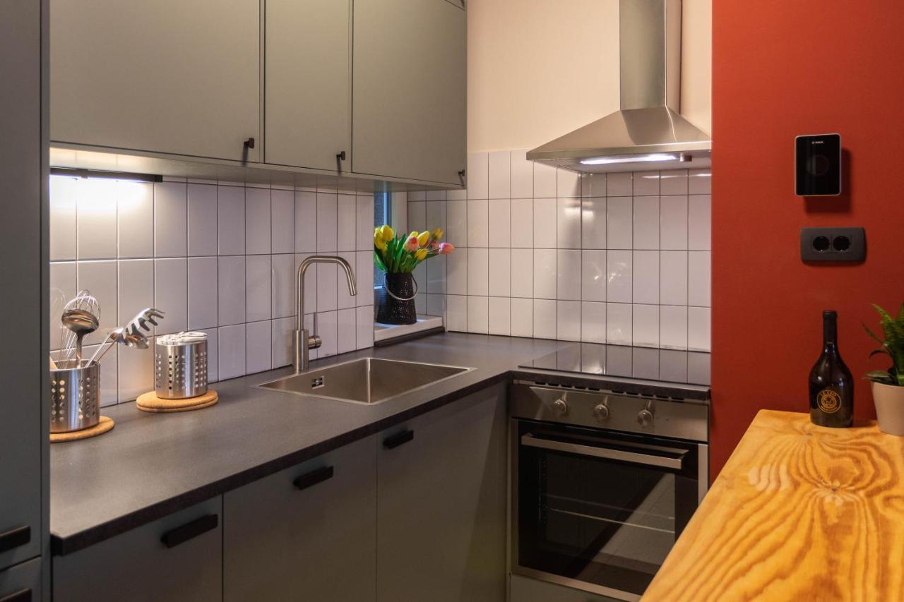 Design 1Bdr Apartment With Balcony 萨格勒布 外观 照片